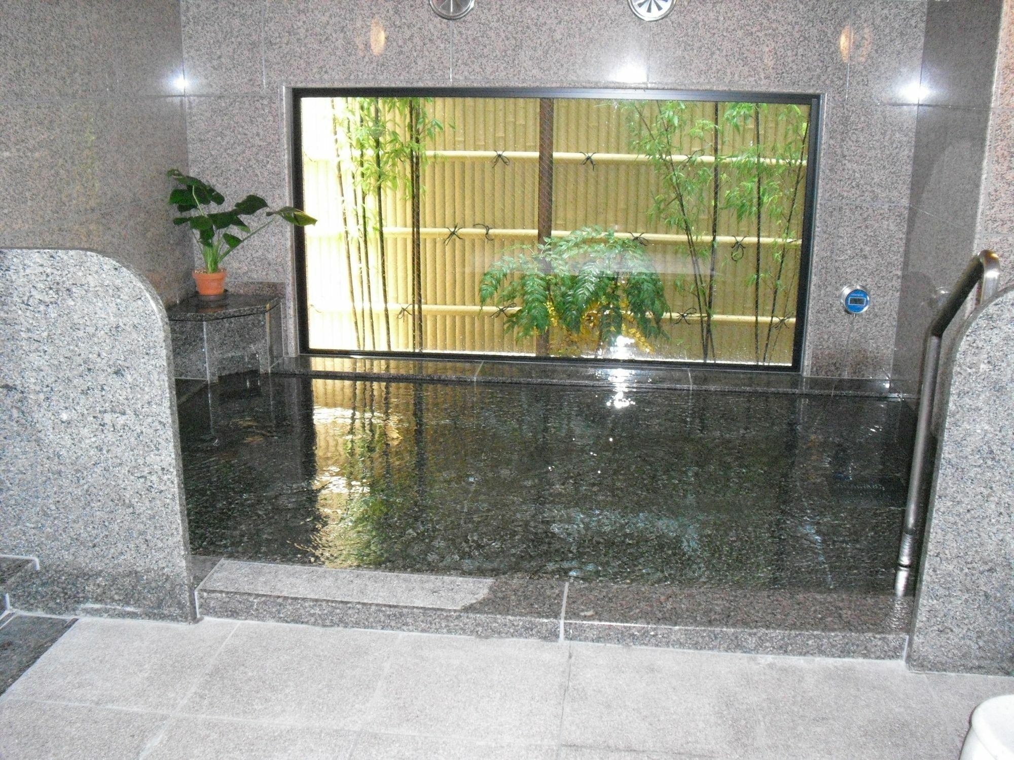 Hotel Route-Inn Ashikaga Ekimae Exterior foto